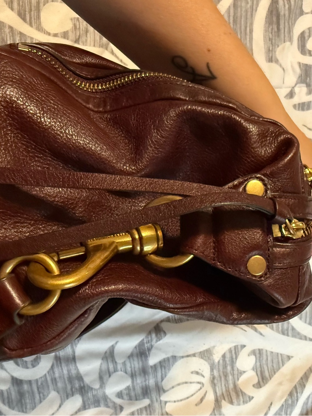Rebecca Minkoff Burgundy Leather Bag with Gold Hardware - Picture 7 of 8